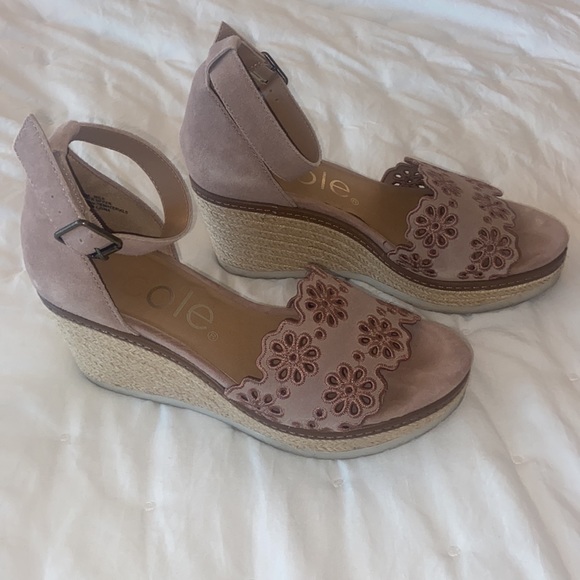 Mauve Espadrille Wedge - Picture 3 of 6